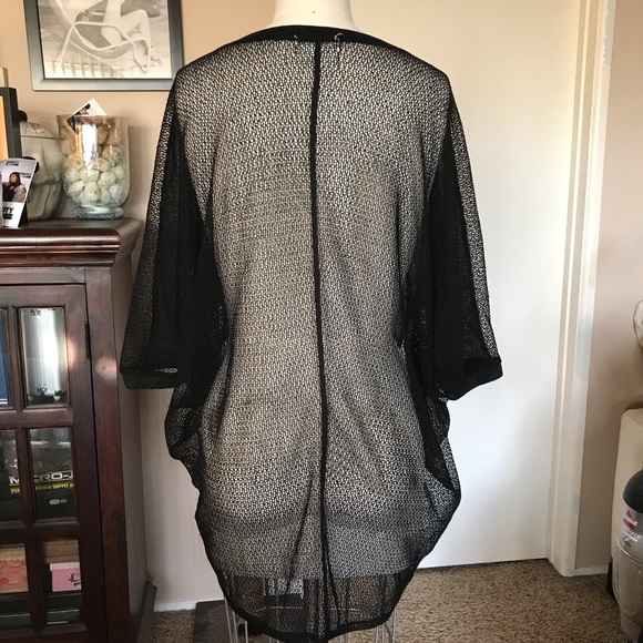 Lucca Couture Above The Net Tee - Picture 6 of 7